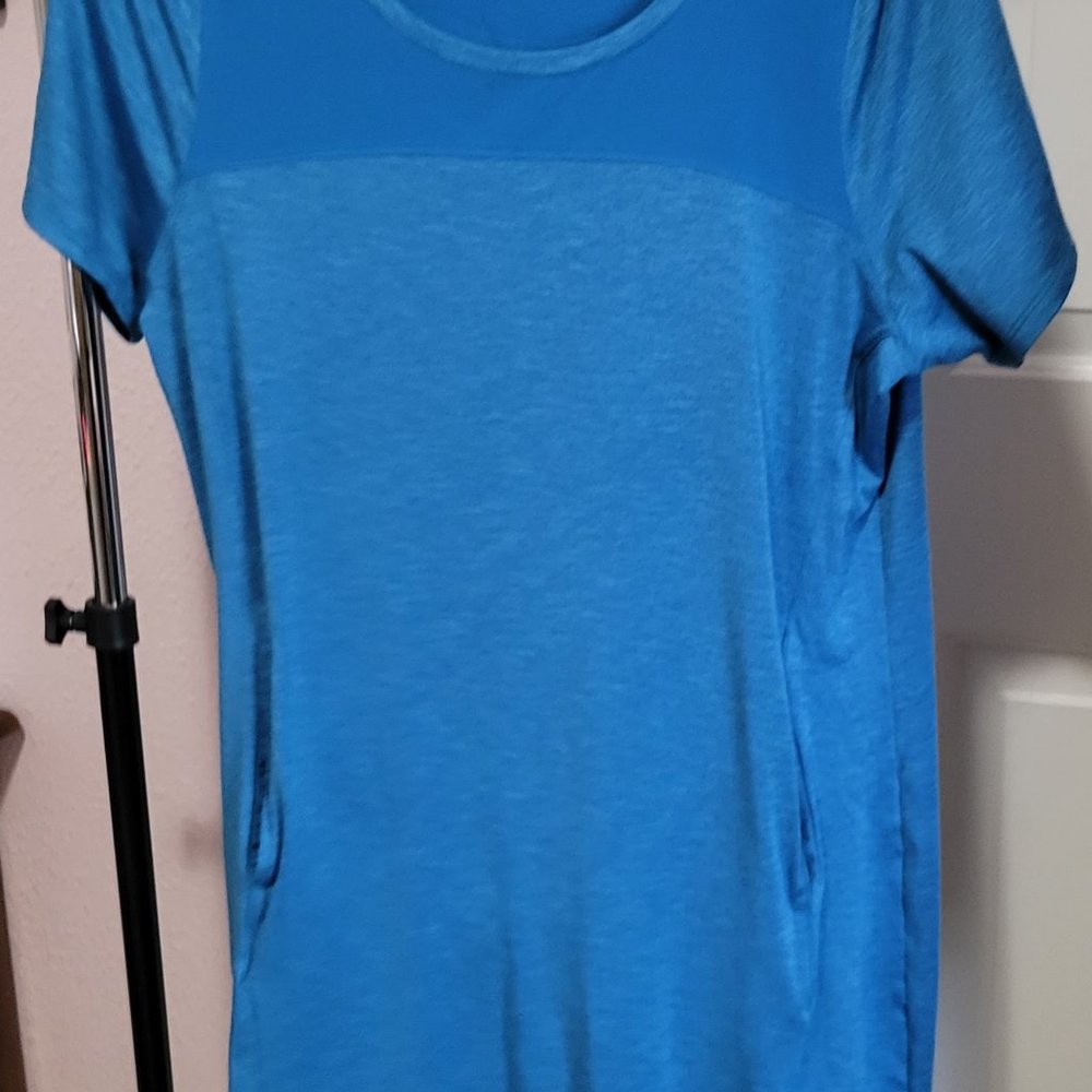 Columbia Sportswear Women's Dress w/UV Protection (Size L)